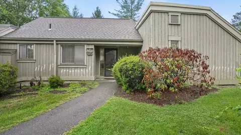 987 Heritage Vlg #B, Southbury, CT 06488