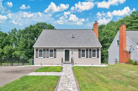 64 Andrew St, Middletown, CT 06457