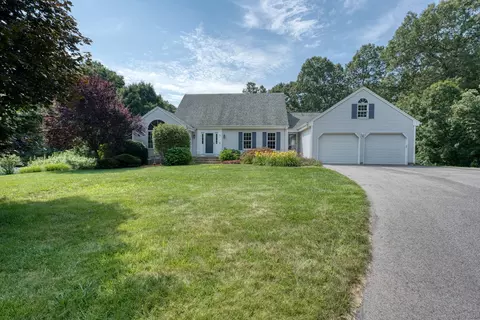 46 Jacqueline Dr, Manchester, CT 06040