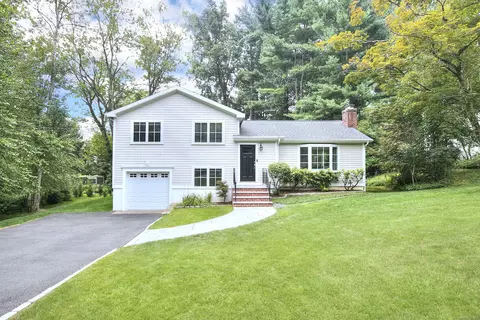 7 Ambler Rd W, Westport, CT 06880
