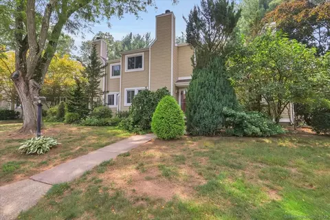 60 Old Town Rd #14, Vernon, CT 06066