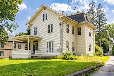 115 Grove St, Putnam, CT 06260