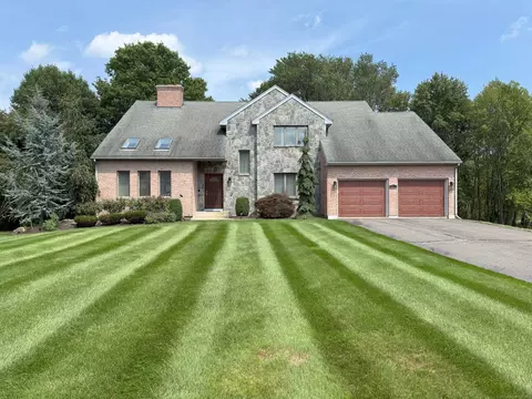 59 Sandy Dr, Rocky Hill, CT 06067