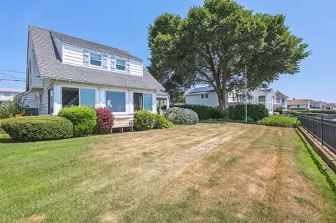 245 Giants Neck Rd, Niantic, CT 06357