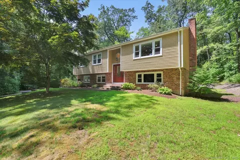 43 Florida Rd, Somers, CT 06071
