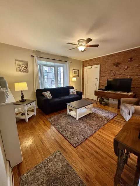 62 Rowsley St #4, Bridgeport, CT 06605