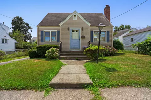 669 Clark St, Bridgeport, CT 06606