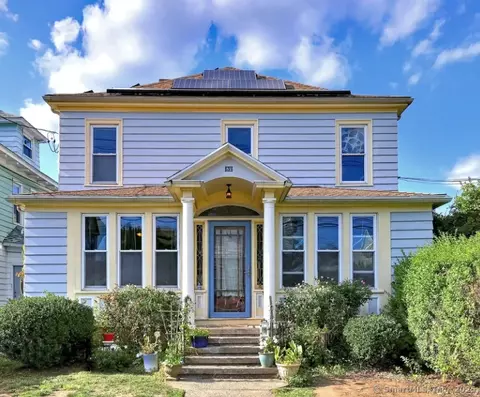 82 Cove St, New Haven, CT 06512