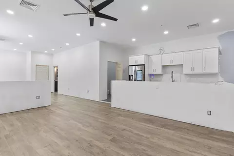200 Monmouth Ave, Waterbury, CT 06704