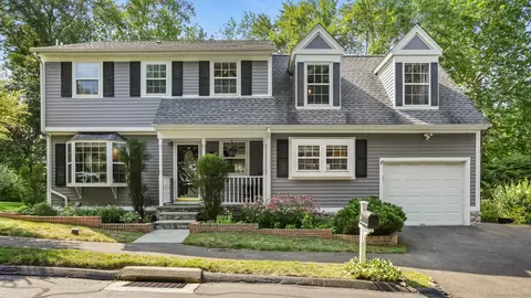 10 Twin Ledge Rd #10, Norwalk, CT 06854