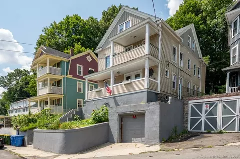 21 Poplar St, Waterbury, CT 06708