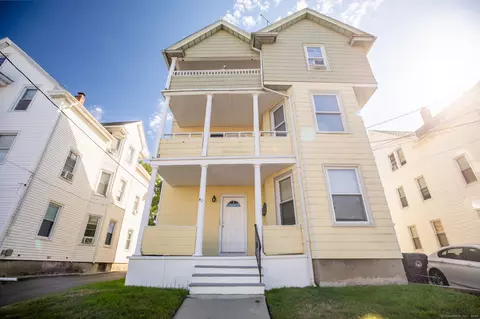 49 Woodland St, New Britain, CT 06051