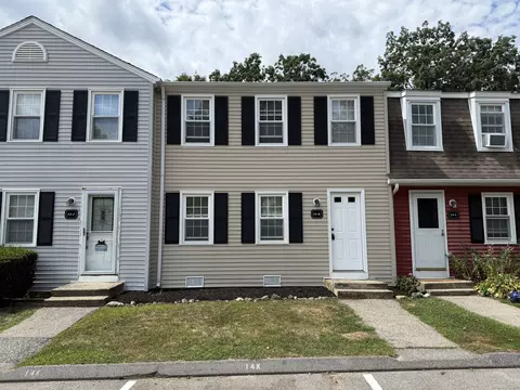 14 Lakeside Dr #K, Ledyard, CT 06339