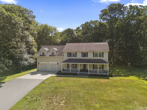 51 Rowland Rd, Old Lyme, CT 06371