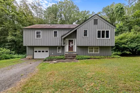 6 Birch Cir, Centerbrook, CT 06409