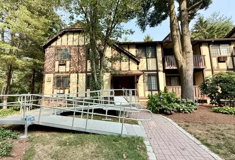 125 Warner Hill Rd #72, Stratford, CT 06614