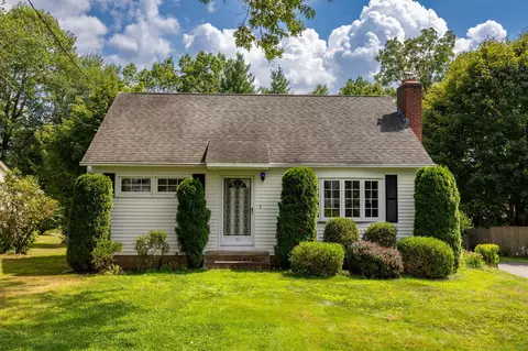 33 Debra Ln, Bristol, CT 06010