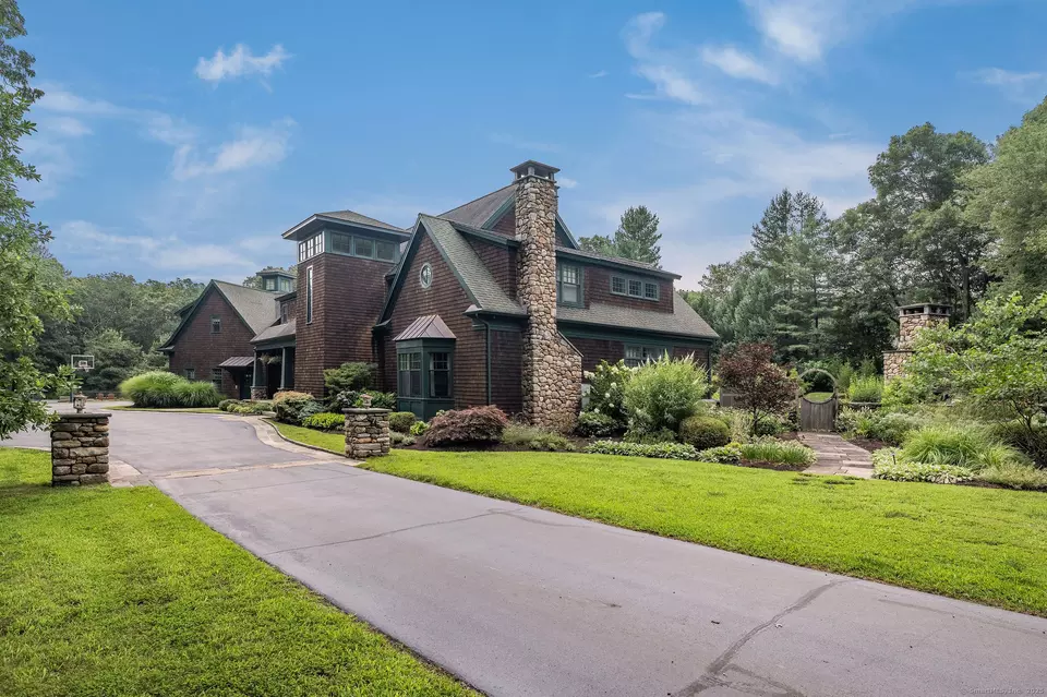 Exterior - 75 Half Mile Rd, Guilford, CT 06437 photo 1 of 10