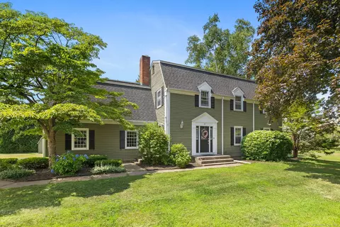 81 Butternut Cir, Wethersfield, CT 06109
