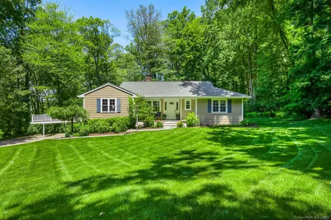 50 Nursery St, Norwalk, CT 06850