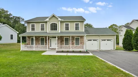 36 Vail Rd, Bethel, CT 06801