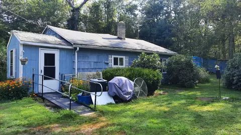256 Pine Hill Rd, Sterling, CT 06377