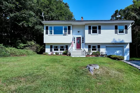 87 Oak Hill Rd, Oakdale, CT 06370