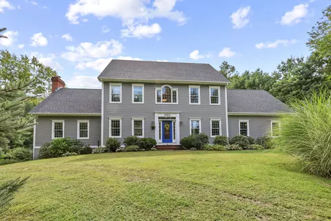 42 Williamsburg Rd, Marlborough, CT 06447