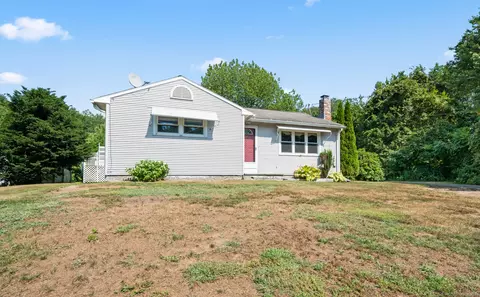 731 Wolcott Rd, Bristol, CT 06010