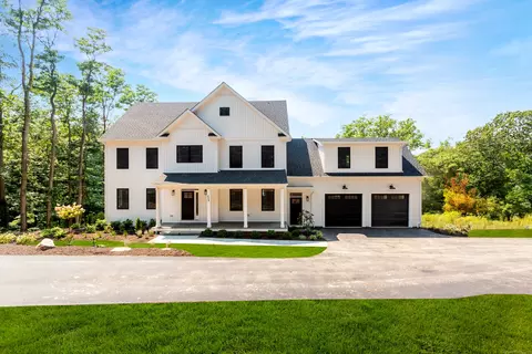 815 James Farm Rd, Stratford, CT 06614