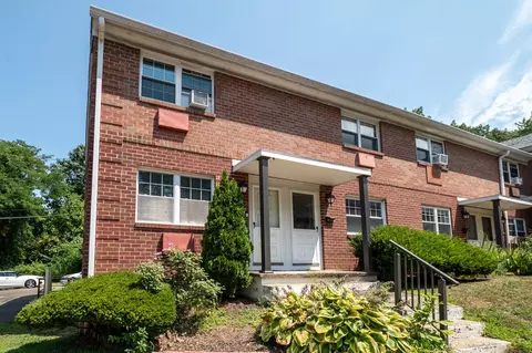 24 Woodward Ave #45, New Haven, CT 06512