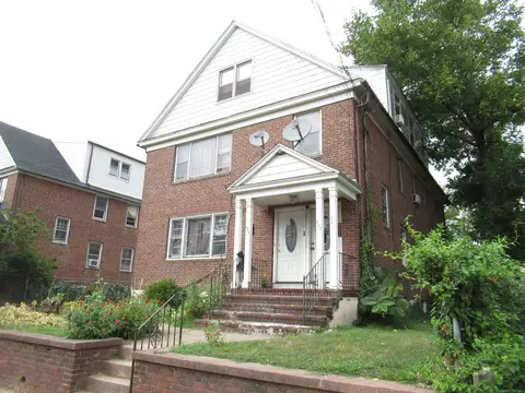 442 Wells St, Bridgeport, CT 06606