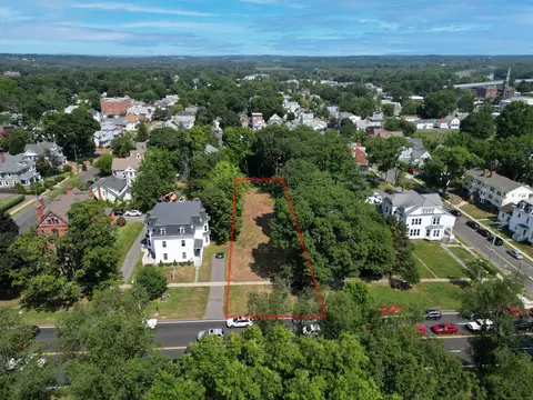 180 Washington St, Middletown, CT 06457