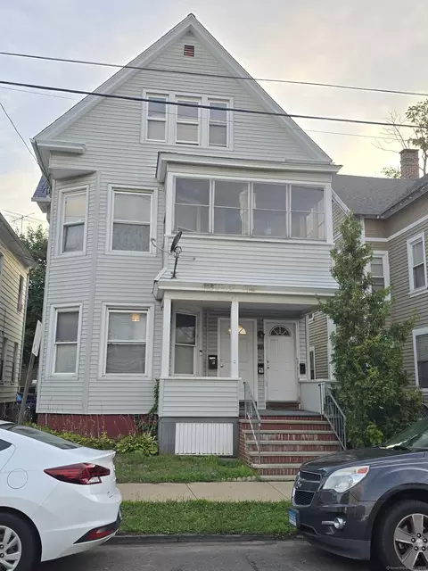 122 Atwater St, New Haven, CT 06513