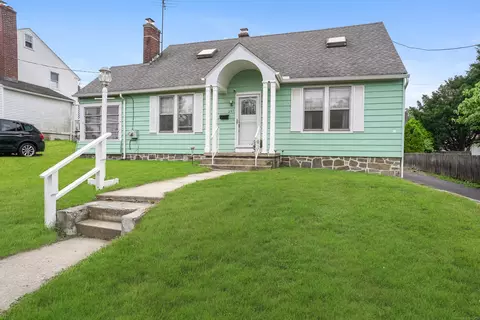 261 Colony St, Fairfield, CT 06824