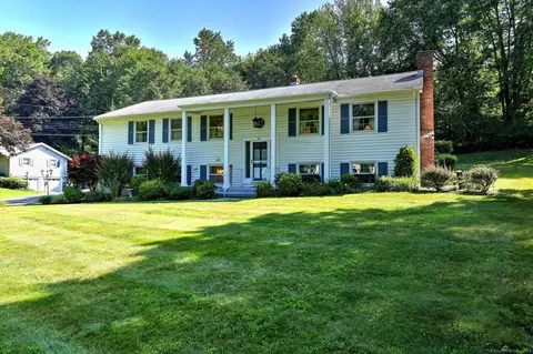 56 Waller Rd, Trumbull, CT 06611