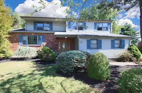 180 Hayes Rd, Rocky Hill, CT 06067