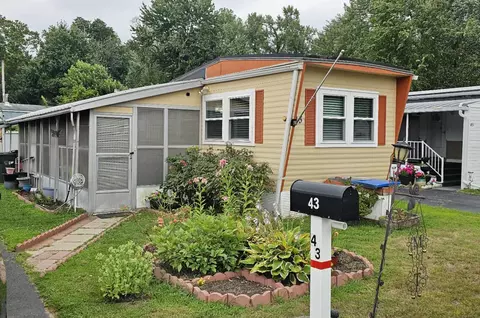 43 Shawnee Rd, East Hartford, CT 06118
