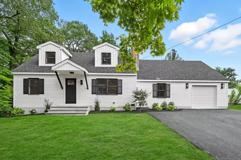 11 Budd Dr, Bethel, CT 06801