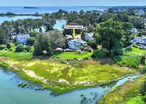 8 Captains Walk, Milford, CT 06460