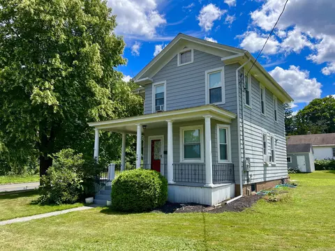 390 Butternut St, Middletown, CT 06457