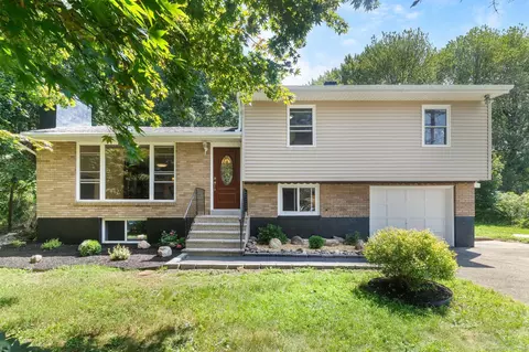 55 Colby Ln, Wolcott, CT 06716