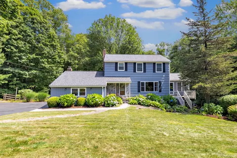 120 Gray St, Shelton, CT 06484