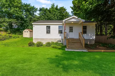 10 Deerfield Rd, New Fairfield, CT 06812