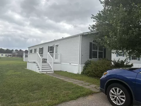 6 Kitty Ln, Windham, CT 06256