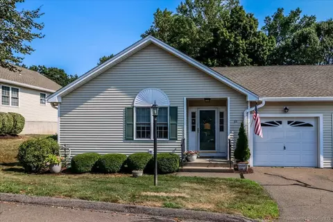 65 Cider Mill Ln, Trumbull, CT 06611