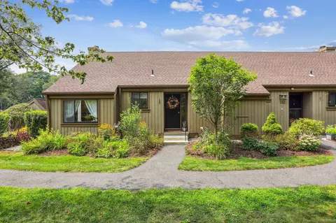 741 Heritage Vlg #A, Southbury, CT 06488