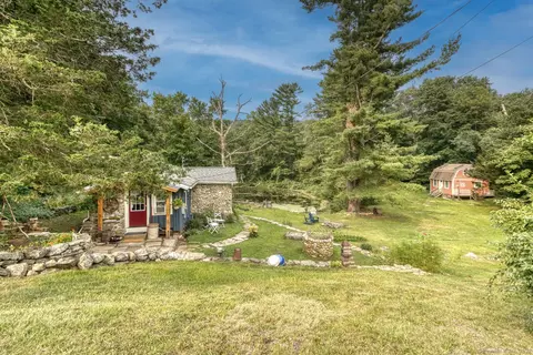 16 Thornbush Rd, Mansfield, CT 06250
