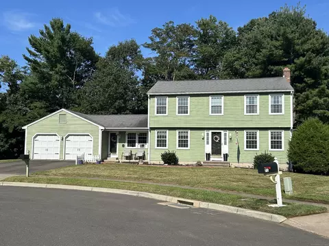 77 Lindsey Rd, Middletown, CT 06457