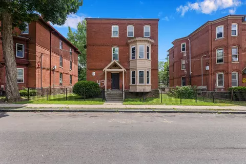 43 Seyms St, Hartford, CT 06120